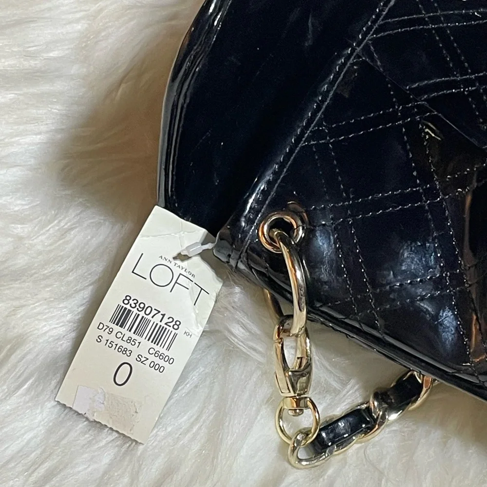 Loft Black Patent Leather Quilted Clasp Mini Bag with Heavy Chain Handle #H-29 - Picture 2 of 5